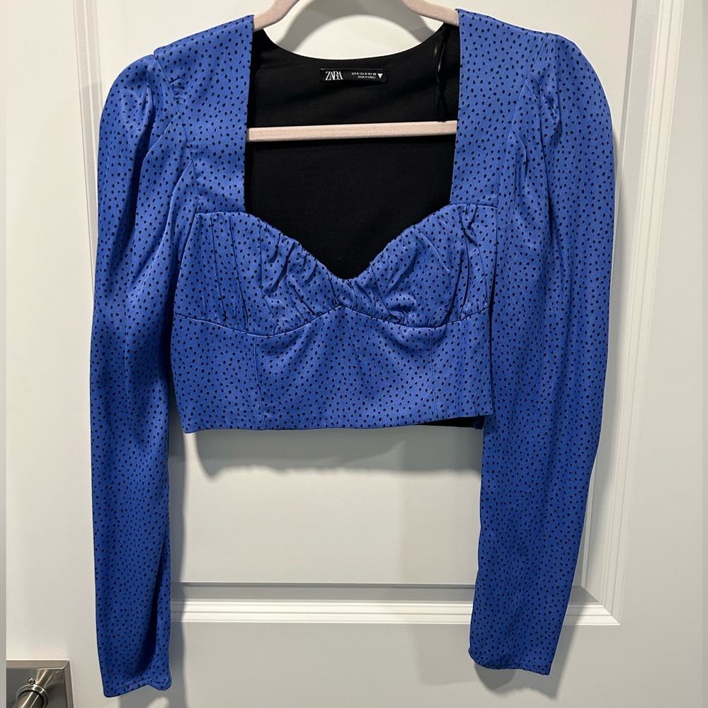 Zara cropped long sleeve shirt, never been worn.